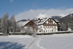 Hotel Zum Lowen Winterfoto Hotel Zum Lowen